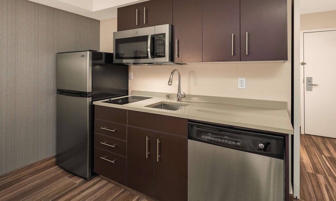 Lynnwood Hotel | Hampton Inn & Suites Seattle-North/Lynnwood