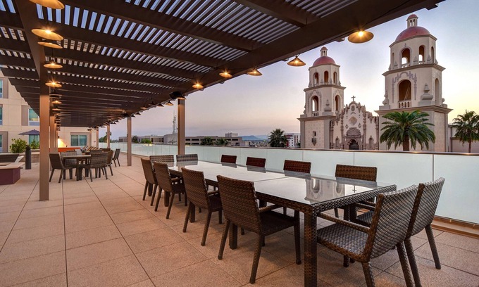 Downtown Tucson Hotel | Hampton Inn Tucson Downtown