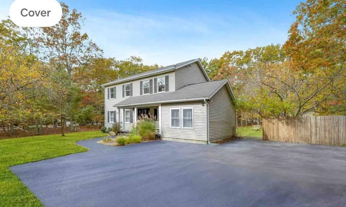Hampton Bays House | Hampton's Indulge: Beaches, Restaurants, wineries, Breweries and Night Life.