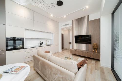 West Pomeranian Voivodeship Apartment | Hanza Tower Apartment No 428 - Swimming pool, jacuzzi, balcony, viewing terrace