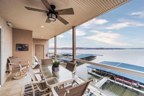Osage Beach House | Happy Haven at Lands End - 3 BDR Resort Condo