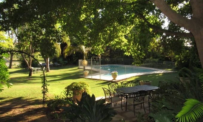 Addo Bed & Breakfast | Happy Lands Self Catering B&B