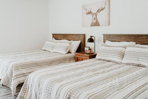 Tropic Bed & Breakfast | Happy Trails West Inn