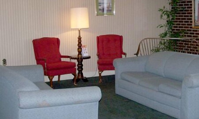 Hawk Run Hotel | Harbor Inn Philipsburg