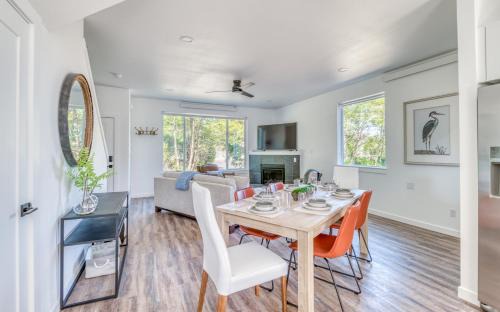 Depoe Bay House | Harbor Lights 3 New 2024, Hot Tub, Pet OK