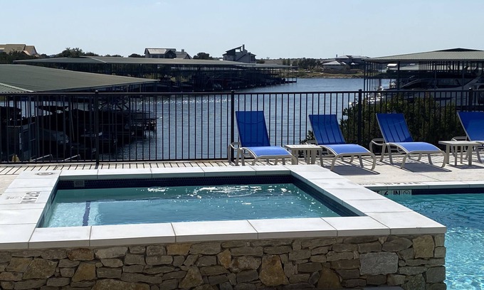 Graford Condo | Harborview FIRST FLOOR Condo w/resort amenities easy poolside access w/views!