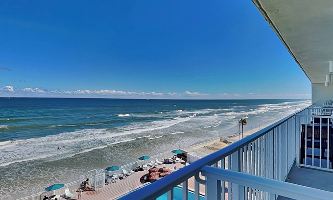 Lenox Park Condo | Harbour Beach Resort 505 | Views + Resort Amenities