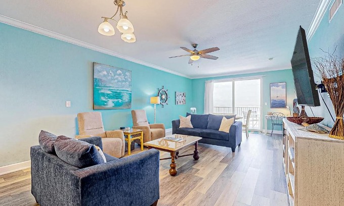 Ono Island Apartment | Harbour Pointe 609