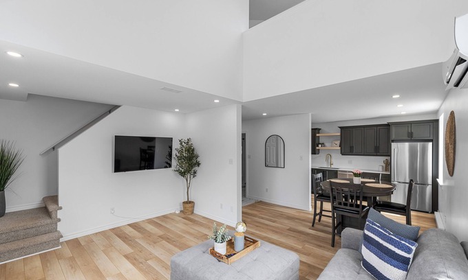 Summerside Apartment | Harbourview Loft A Executive One Bedroom Loft Apartment in Downtown Summerside