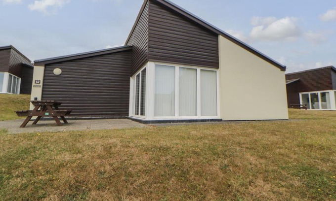 Heligan House | Harcombe House Bungalow 12