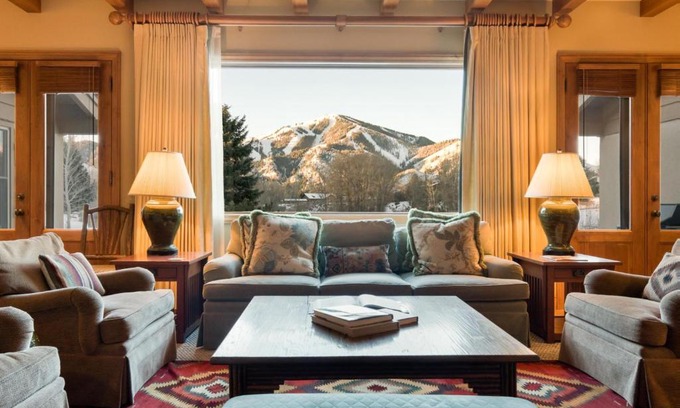 Elkhorn House | Harriman Cottage at Sun Valley