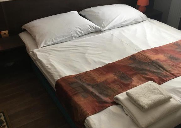 Komarno Hotel | HARRYS City Motel