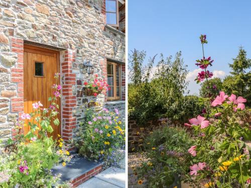 Torrington House | Hartland View