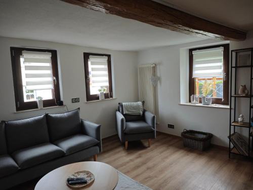 Dickesbach House | Haus Kerkyra