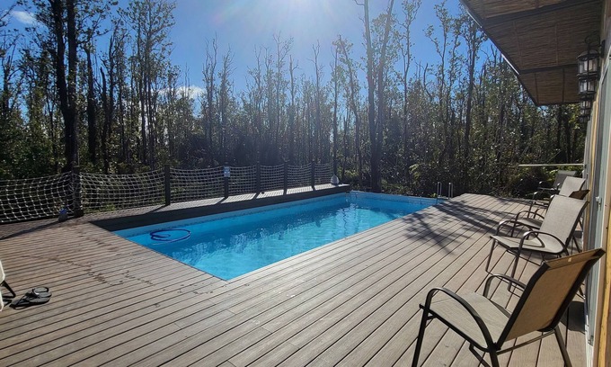 Fern Forest Bed & Breakfast | Hawaiian Naturist Park. Clothing optional bed & breakfast at Volcano! Cabin 2
