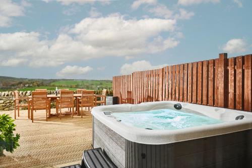 Ogden House | Haworth Home - Hot tub Cinema Games Room Sleeps 12