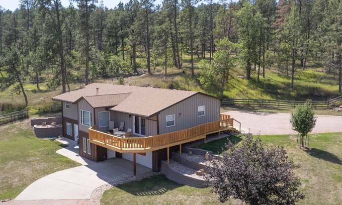 Keystone House | Hayward Valley House | 3 Bed, 3 Bath