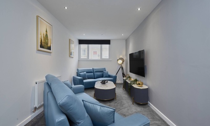 Bradford House | Hayy Elegant Townhouse