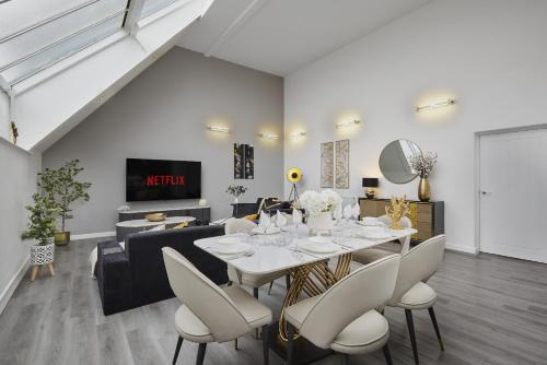 Bradford Apartment | Hayy Luxury Homes Near Bradford City Centre