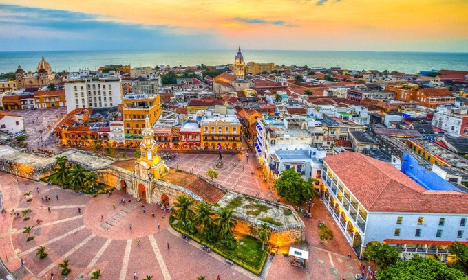 Cartagena Walled City Cabin | Hb-pdf Boutique Hotel Room With Jacuzzi Air Conditioning And Wifi