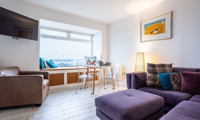 Rhosneigr Apartment | Headline (VRBO): Sunset View : Pet-Friendly 2‑Bed Apartment with Bay Views in Rhosneigr | Managed by