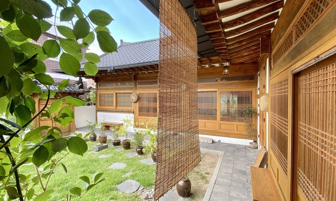 Gyeongju House | Healing and Cozy Korean Traditional Hanok Experince.