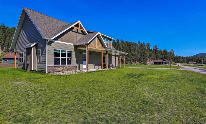 Hill City House | Heart of Black Hills Home by Mickelson Trail!