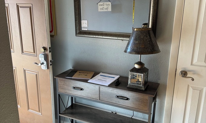 Four O'Clock Condo | Heart of Breckenridge-Walk to Lifts and Town! Owner Rental.