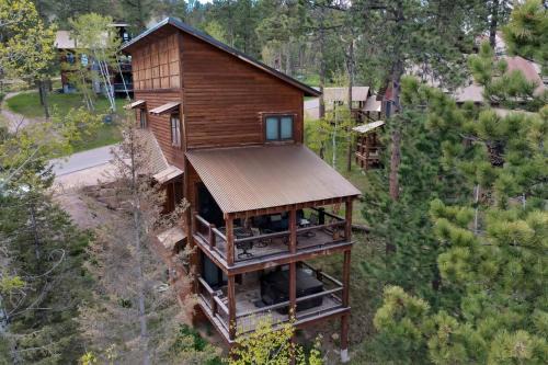 Lead House | Heart of Gold Lodge