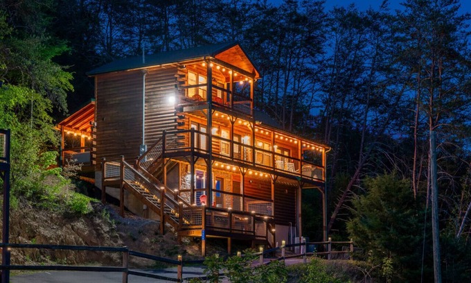 Sevierville Cabin | Heavenly Bliss By Ghosal Luxury Lodging