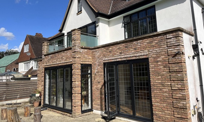 Oakleigh Bed & Breakfast | Heavenly London - Whetstone