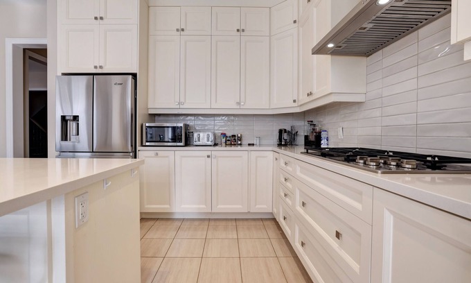 Brampton House | Heavenly Suburban Home