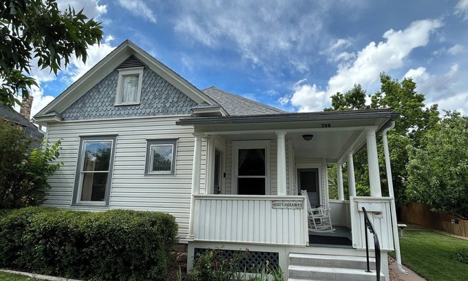 Canon City House | Heidi's Hideaway, Skyline Views close to Downtown