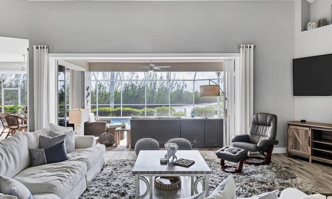 Punta Gorda House | Height of Luxury in Bird Section of Punta Gorda Isles