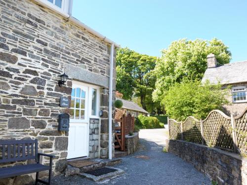 Trewen House | Hele Stone Cottage
