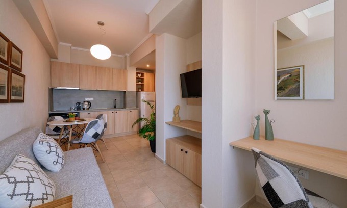 Palaio Tsifliki Apartment | Helianthos Villa - Apartment No3