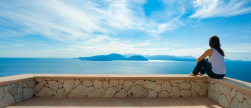 Evgiros Villa | Heliopetra Luxury Villa Lefkas