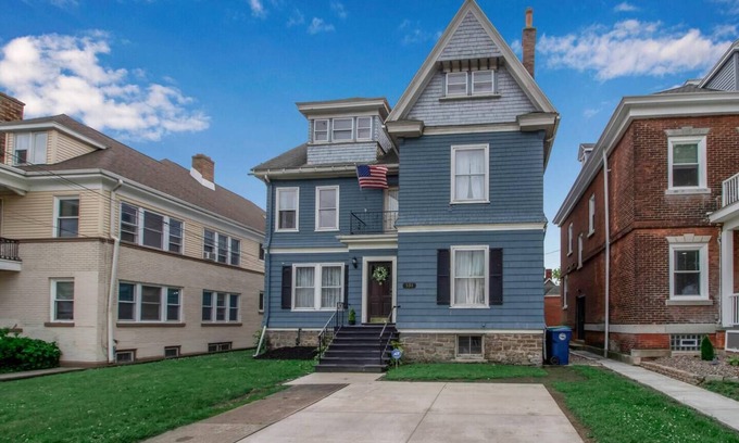 Downtown Niagara Falls Apartment | Heritage House Hideaway: Walk To The Falls!