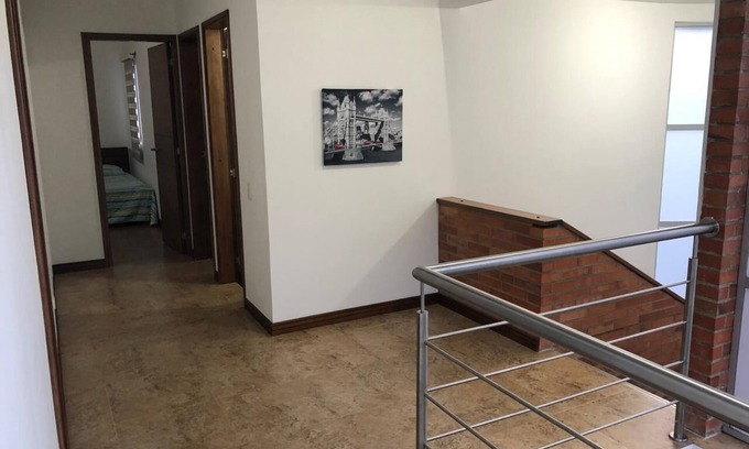 Laureles House | HERMOSA CASA CAMPESTRE
