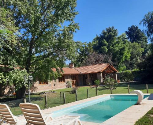 Chacras de Coria Villa | HERMOSA CASA en CHACRAS DE CORIA