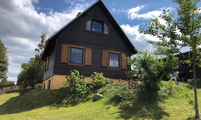Adorf House | Herrlicher Blick, Entspannende Ruhe und Mitten in der Natur, Inkl. Sauna
