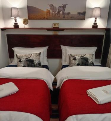 Strand House | Hibiscus Guest Room