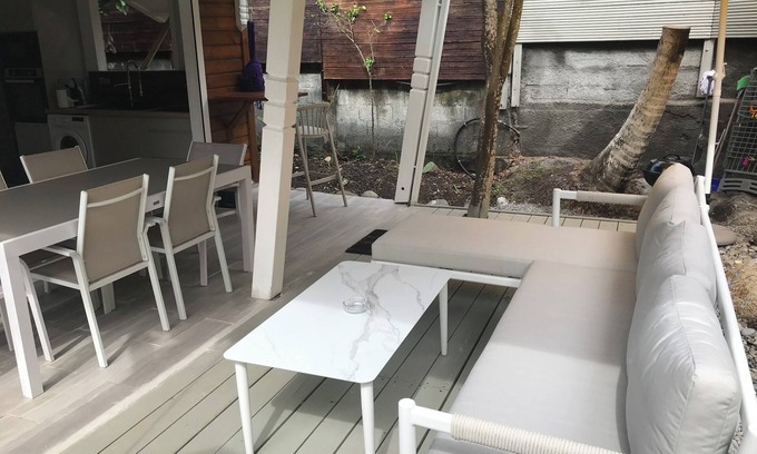 Vieux-Habitants House | Hibiscus Paradise