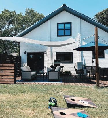 Era Apartment | Hidden Meadow - rustic hideaway