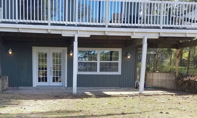 Citra Apartment | "HIDEOUT" 2-bedroom Downstairs Apartment In Gated Horse Farm