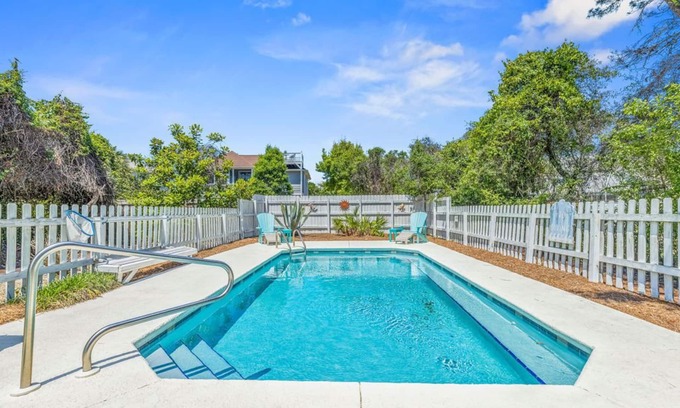 Seacrest House | High Cotton Beach Cottage - Private Pool & Gulf Views - Sleeps 8