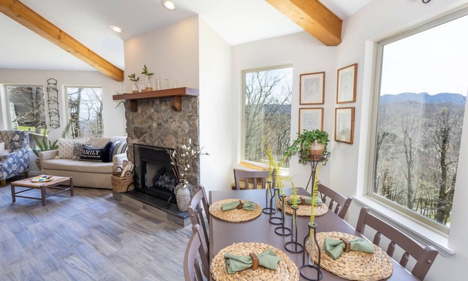 Seven Devils House | High-Elevation Luxury Retreat