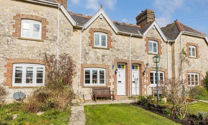 Weymouth Cottage | High end cottage, close to the Jurassic coast