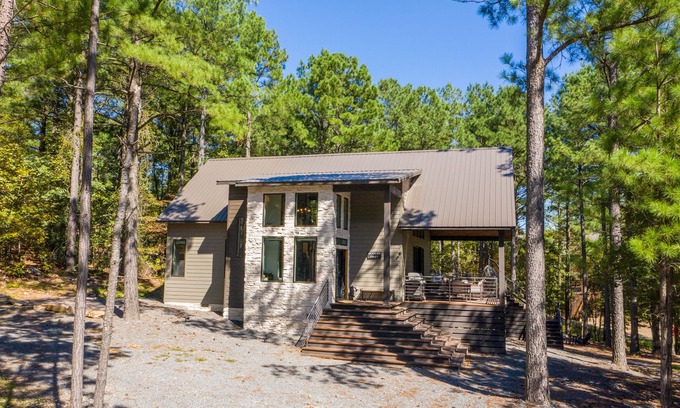 Broken Bow Cabin | High-end Luxury Modern