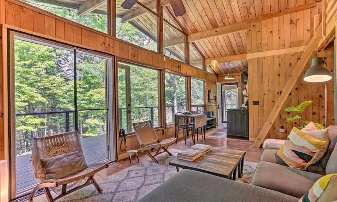 High Falls House | High Falls Restorative Cabin in the Woods!